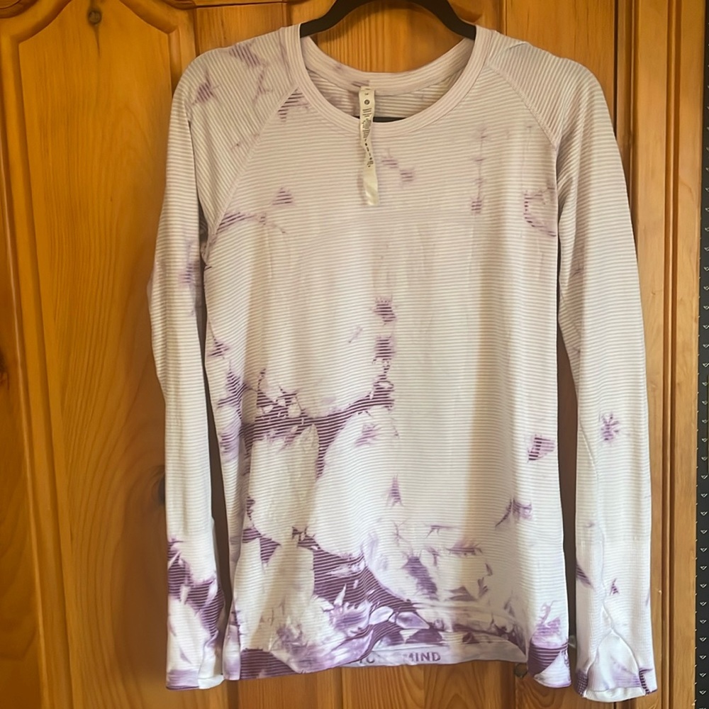 Lululemon athletica long sleeve shirt